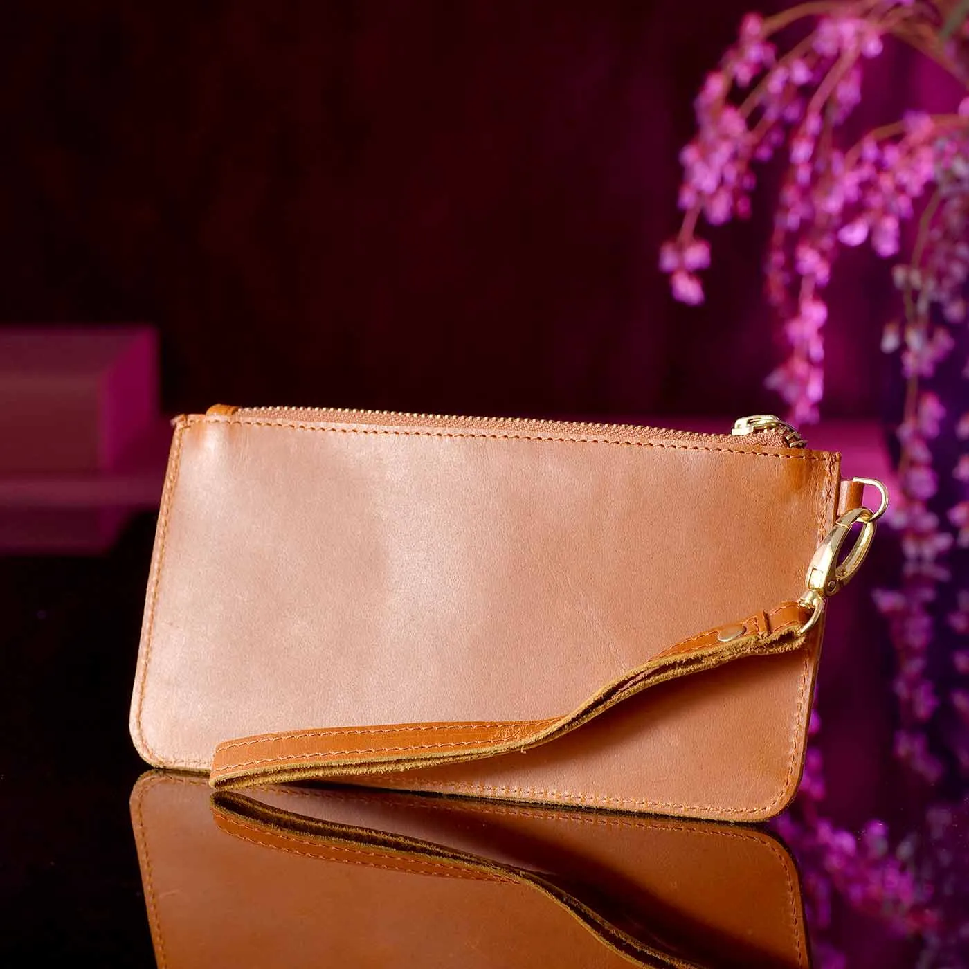 Trendy Leather Clutch & Pendant Set