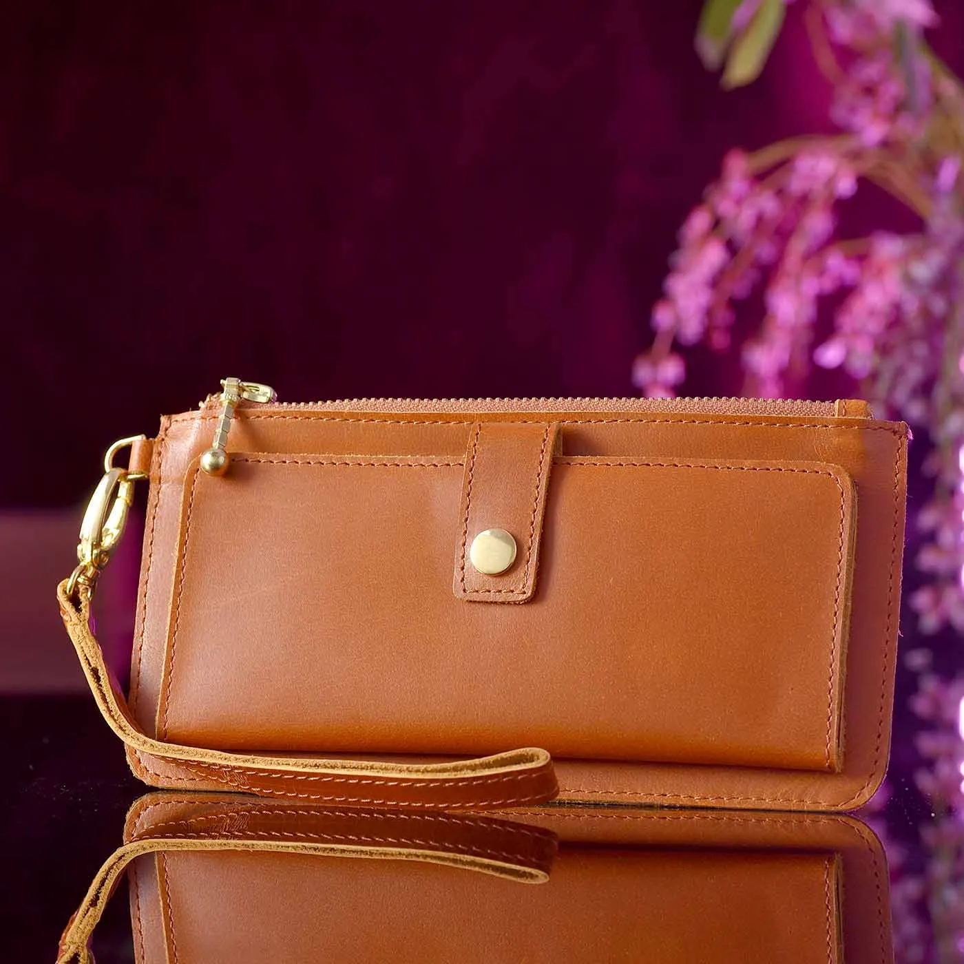 Trendy Leather Clutch & Pendant Set