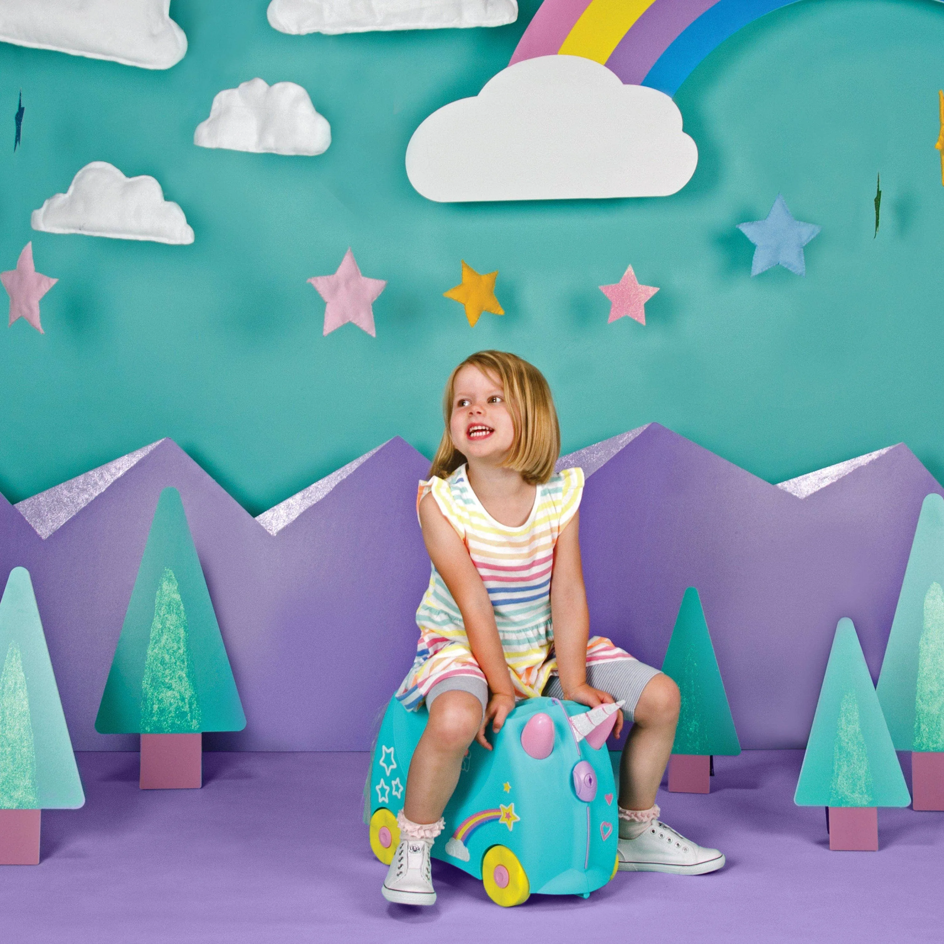 Una the Unicorn Trunki