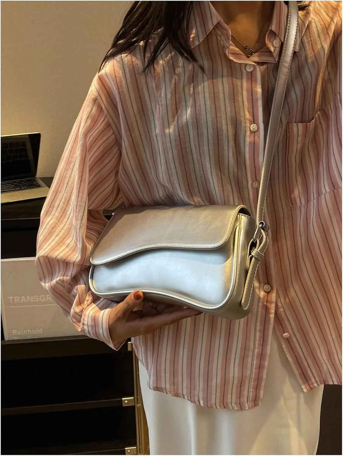 Verdusa Women's Leather Shoulder Bag Clutch Purses Trendy Hobo Crossbody Handbags Y2K Saddle Flap Underarm Purse