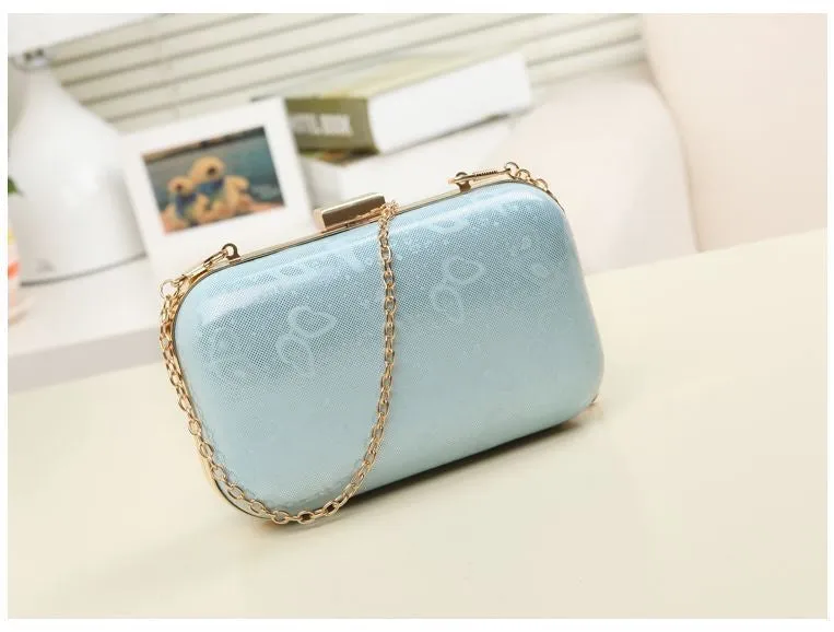 Vintage Skull purse Black Knuckle Ring Handbag Women Skull Clutch Evening Bag With shoulder Chain bolsas femininas