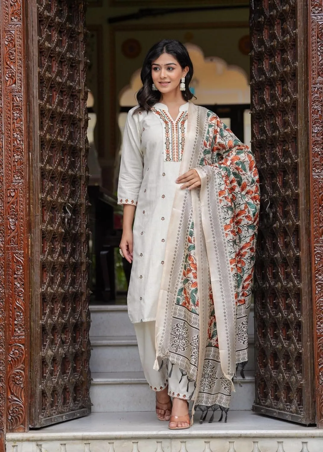 Women's Cotton Beautiful Flex Kurti With Pant & Khadi Silk Chanderi Digital Printed Dupatta