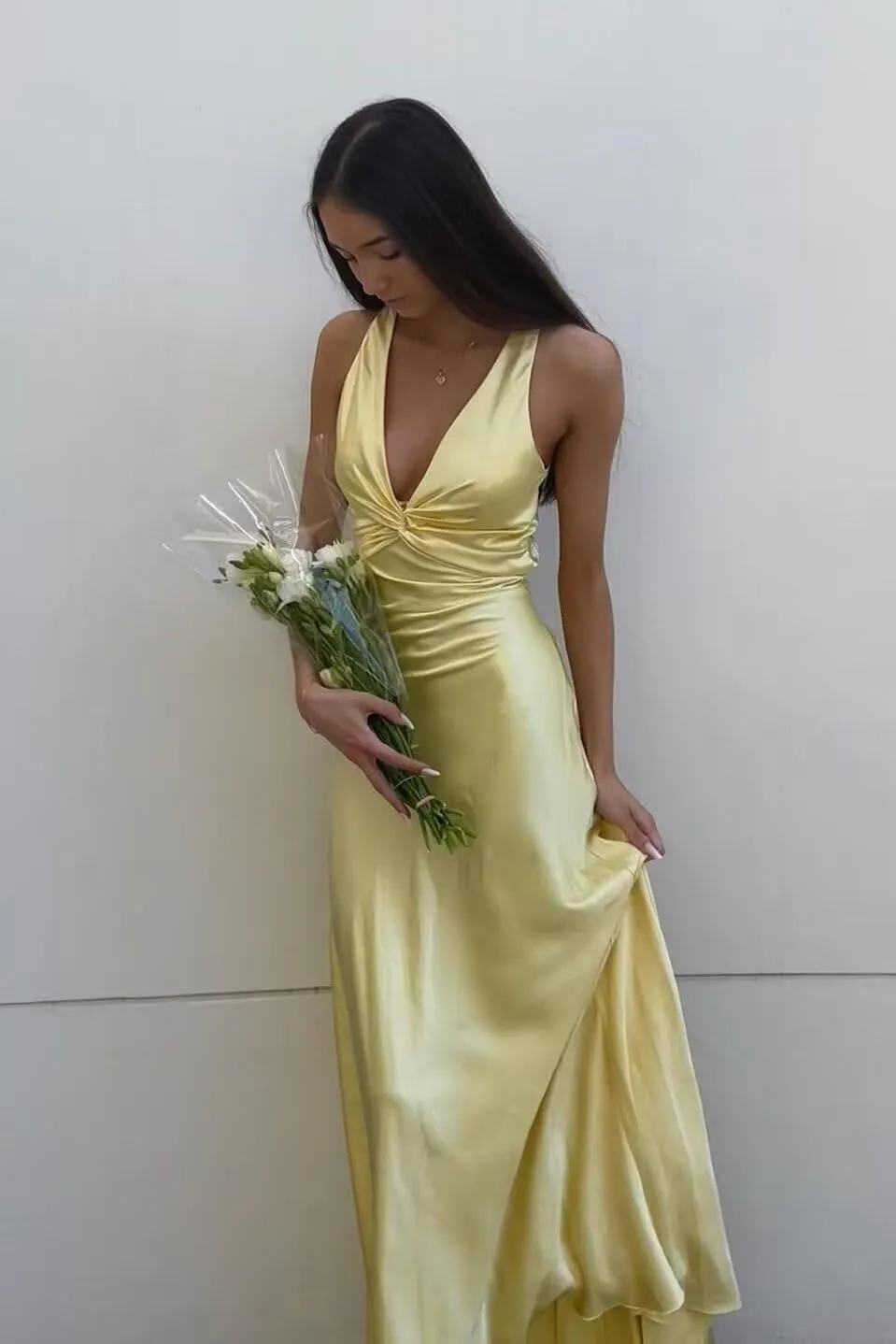 Women's Satin Bridesmaid Dresses for Wedding with Slit A Line Spaghetti Straps Long Formal Prom Evening Dress